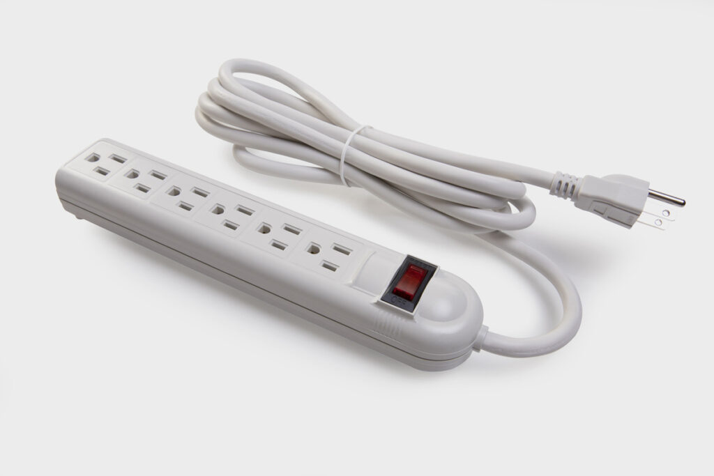 Hiilo-Plugii-Elite-Ultimate-Power-Strip-Surge-Protector-1